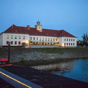 Restaurant Und Alberthafen Drezno